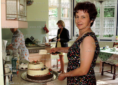 Imieniny Danuty Walesowej. 24.06.2000 Fot. Maciej Kosycarz...