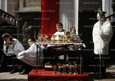 Gdansk. Bazylika Mariacka. Msza sw. za tragicznie zmarlych...