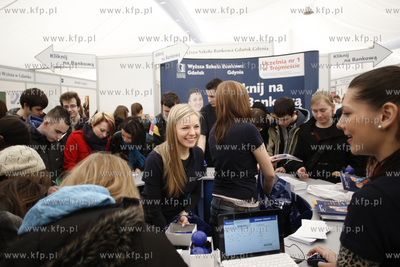 Uniwersytet Gdanski. Targi Akademia czyli największe...