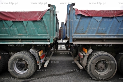 Proby obciazeniowe na estakadzie nad al. Grunwaldzka....