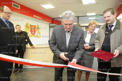 Otwarcie nowego Zespolu Obslugi Mieszkancow  nr IV...