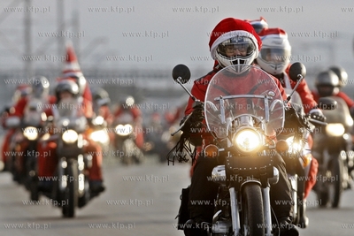 Gdansk. Ul.Marynarki Polskiej. XII edycja parady Mikolaje...