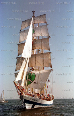 parada zaglowcow - gdansk 1997 pogoria fot. Lukasz...