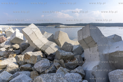 Przekop Mierzei Wislanej cieszy sie powodzeniem wśród...