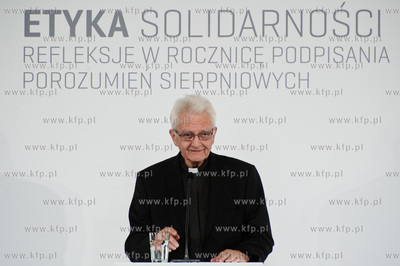 Gdansk. Dwor Artusa. Spotkanie pt Etyka solidarnosci...