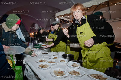 Gdansk. Wielka Zbrojownia. XVIII Wigilia dla ubogich,...