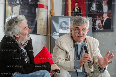 Gdynia. Festiwal Filmow w Gdyni. Spotkanie z ks. Andrzejem...