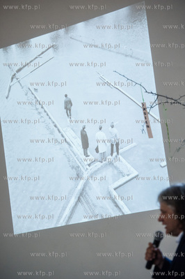 Gdansk. Oliwa. V Liceum Ogolnoksztalcace. Sesja Rady...