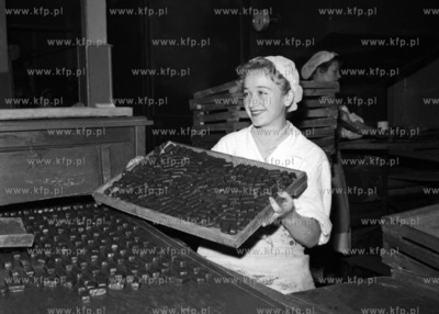 Linia produkcyjna wyrobów czekoladowych w ZPC Bałtyk...