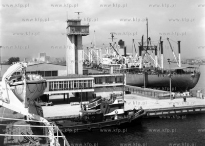 Kapitanat portu w Gdyni. (lata60).
1968
0003996z 
Fot....