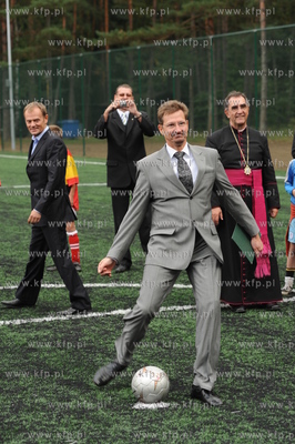 Garczyn kolo Koscierzyny. Otwarcie kolejnego boiska...