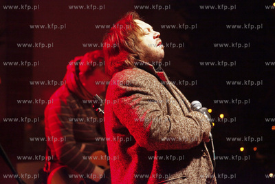 Kosciol sw. Trojcy w Gdansku.Mietek Szczesniak koleduje...