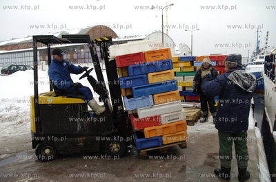 Ustka
Rybacy z kutra UST-203 w czasie jednego z ostatnich...