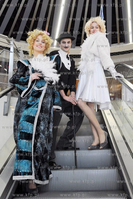 Otwarcie Multikina w Galerii Rumia w Rumi. Na widzow...