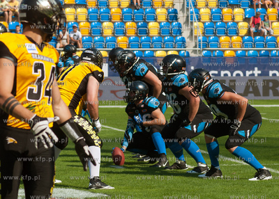 Gdynia. Stadion Miejski. Futbolisci Seahawks znow mistrzami...