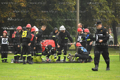 Powiatowe Zawody Sportowo - Pożarnicze na stadionie...