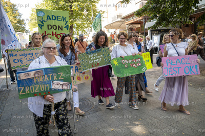 Sopot. Marsz dla zdrowia psychicznego i przejście...