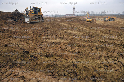 Oficjalne rozpoczecie budowy nowego terminalu, plyty...
