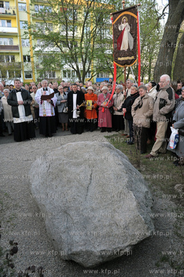 Uroczystosc poswiecenia kamienia Jana Pawla II na terenie...