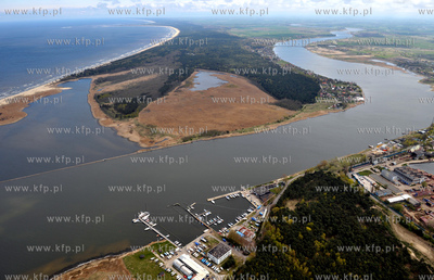 Gdansk, Wyspa Sobieszewska z lotu ptaka. Na pierwszym...