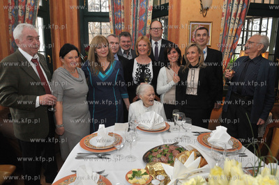 Setne urodziny Janiny KIerat mieszkanki Gdanska.Przyjecie...