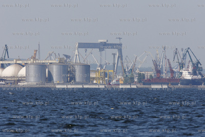 Gdynski port i stocznia.
16.05.2008
fot. Krzysztof...