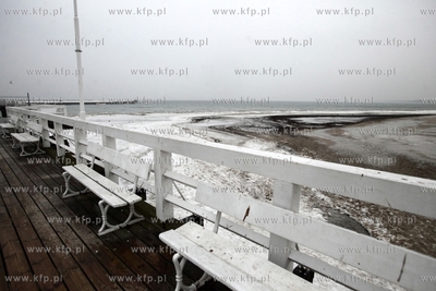 Plaza przy sopockim molo powiekszyla sie o kilkanascie...