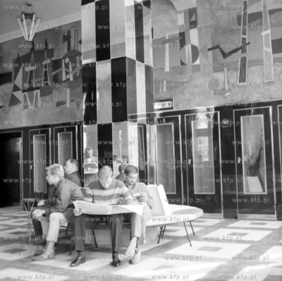 Urzad Pocztowy w Gdyni (0000046z) 1966 Fot. Zbigniew...