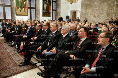 Gdansk. Ratusz Glownego Miasta. Uroczystosc wreczenia...