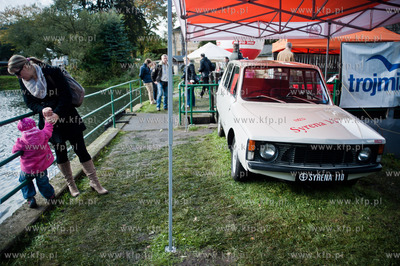 Gdansk Oliwa. Kuznia Wodna. Impreza pt. Pokaz Aut 2012.
Nz...
