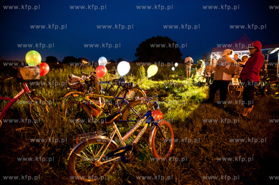 Streetwaves czyli artystyczna akcja miejska w Gdansku...