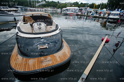 Przystan jachtowa Marina Gdynia. VIII Targi i Festiwal...
