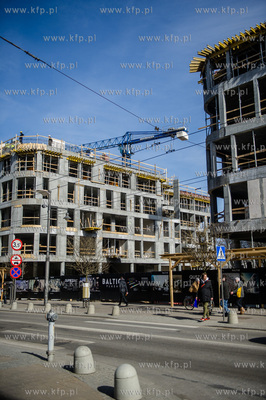 Gdynia. Budowa kompleksu mieszkalno-uslugowego Baltiq...