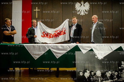 Gdansk. Historyczna sala BHP. Konferencja prasowa poprzedzajaca...