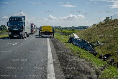Droga krajowa nr 22 przed Czluchowem. Wypadek auta...