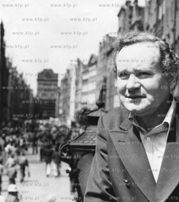 Henryk Tomaszewski rezyser wroclawskiej Pantomimy na...
