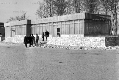 Bar Fregata w Gdansku.
04.1974
4kwiecien74_z.kosycarz_p31
Fot....
