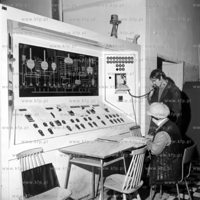 Linia produkcyjna piwa w Gdanskich Zakladach Piwowarskich...