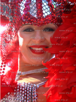 Skwer Kosciuszki Gdynia. Tancerki z zespolu X-Ray z...