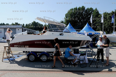 Przystan Jachtowa Marina Gdynia. IV Targi Sportow Wodnych...