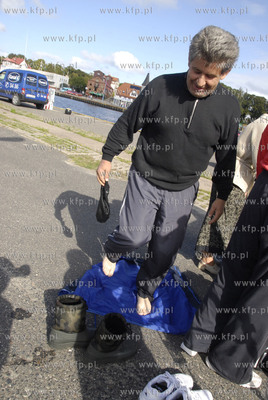 Akcja ratunkowa wedkarzy z jachtu motorowego, ktory...