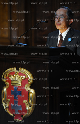 Gdansk Dwor Artusa. Grupa Japonczykow zrzeszonych w...