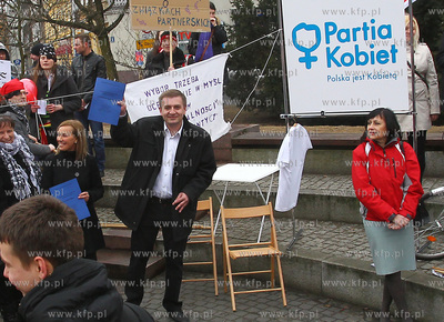 Szczecin - Manifestacja Różnorodności majaca na...