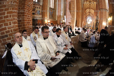 W Bazylice katedralnej w Pelplinie świecenia biskupie...
