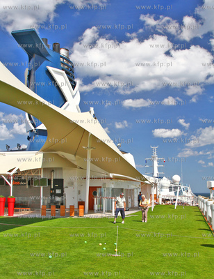 Gdynia. Wycieczkowiec Celebrity Eclipse w Gdyni. 18.06.2014...