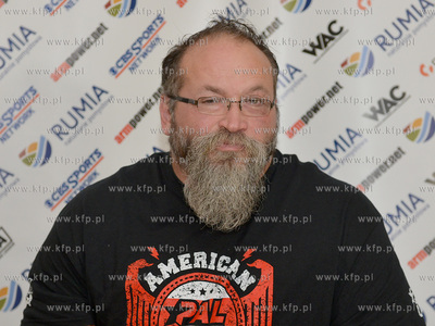 Do Rumi przyjechal wczoraj Alexey Voevoda (Rosja),...