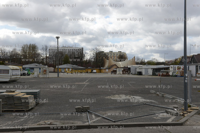 Gdynia w czasie epidemii koronawirusa COVID-19. Zamkniete...