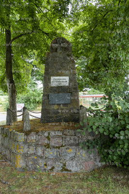 Pieczarki (niem Pietzarken, 1931-1945 Bergensee) ,...