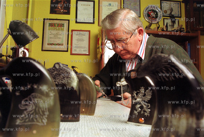 Pan Rudolf Krecki z Brodnicy Gornej k. Gdanska wytwarza...