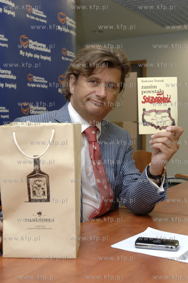 Gdansk. Konferencja prasowa Przewodniczacego sejmowej...